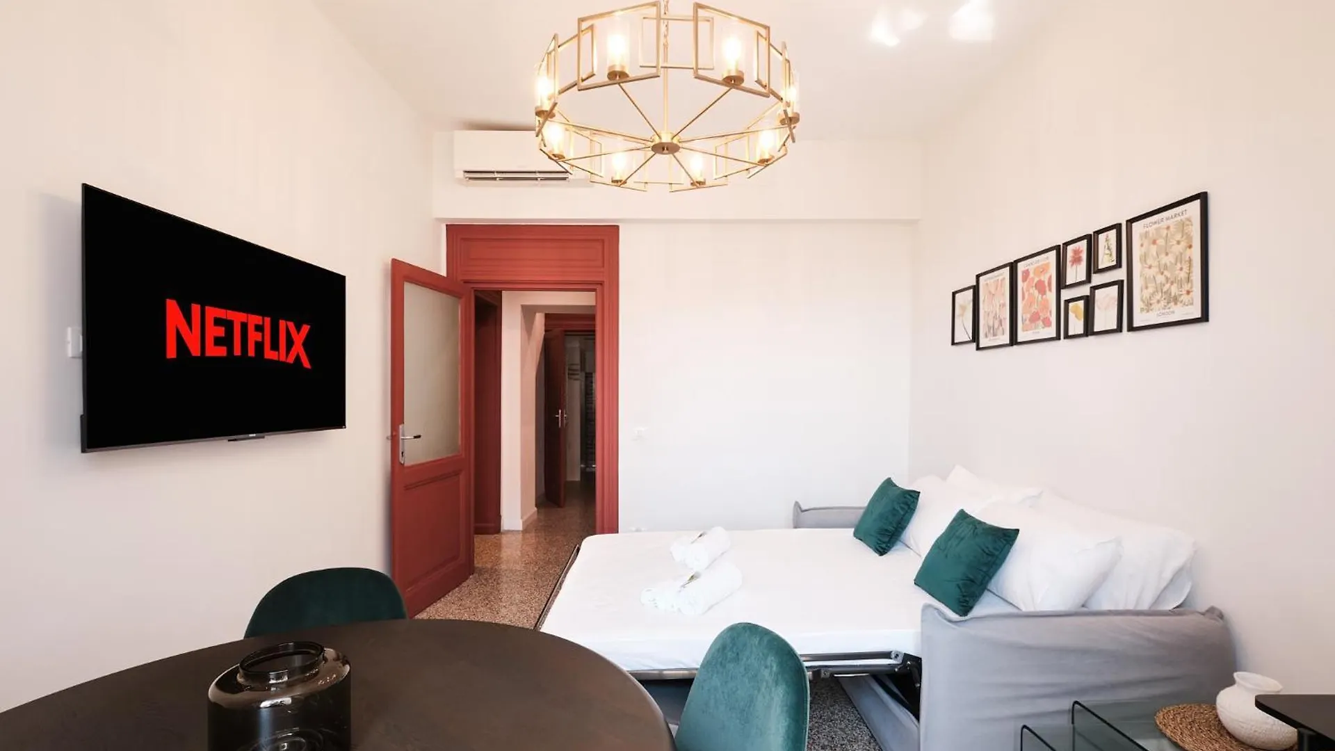 Elegant Apartment With View Of Castel Sant'Angelo Ρώμη