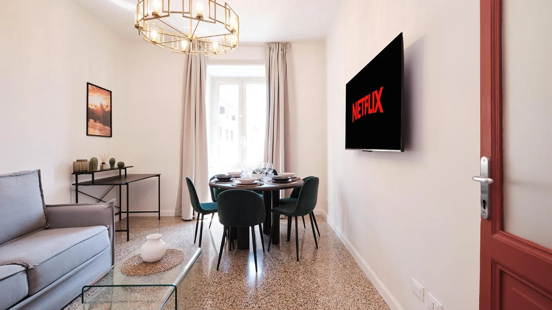 Elegant Apartment With View Of Castel Sant'Angelo Ρώμη